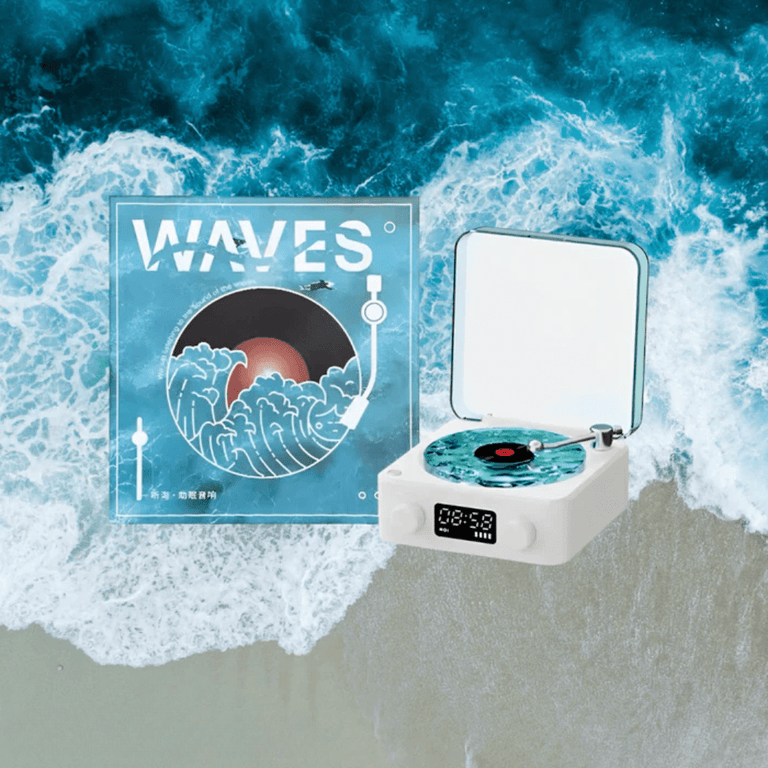 WAVES: El Sonido del Mar en un Tocadiscos Clásico